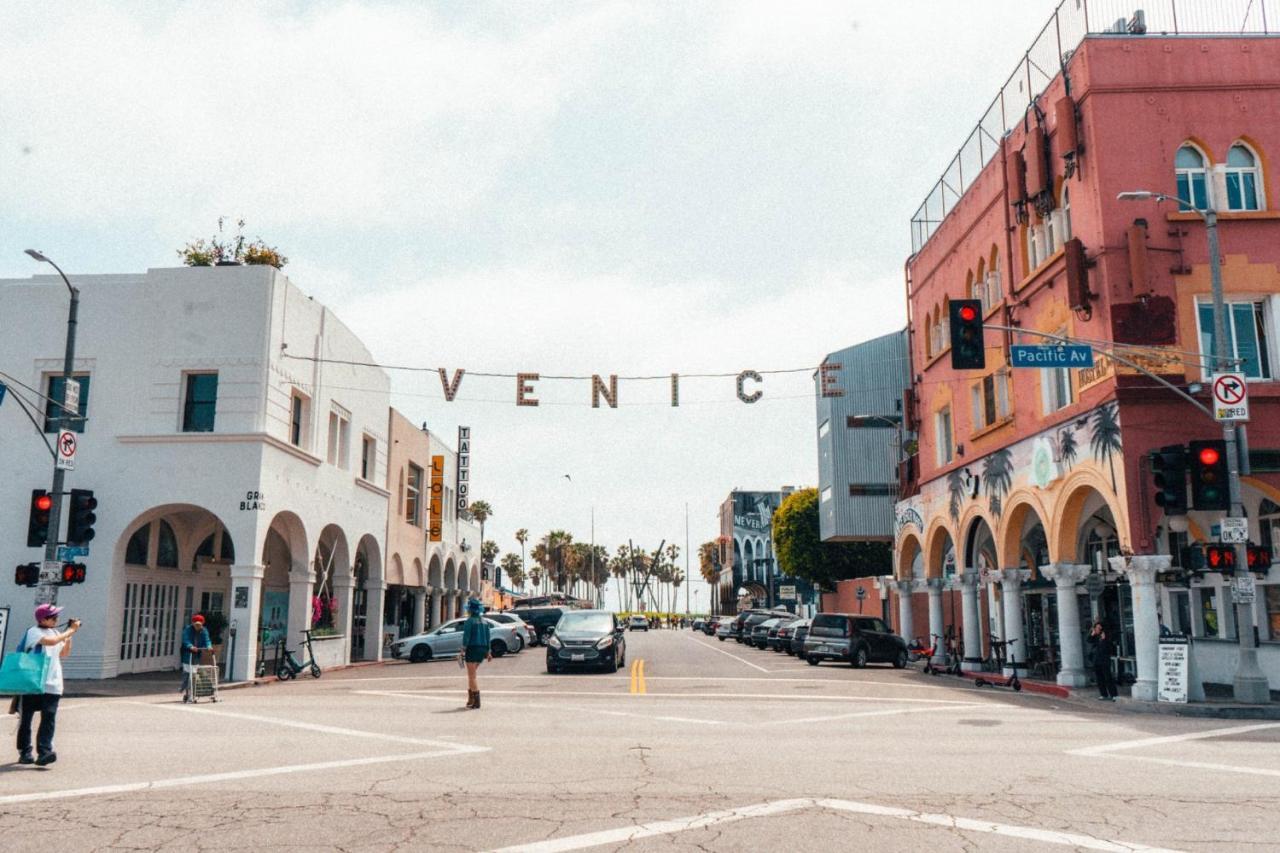 8Th And Ardmore Los Angeles Exteriör bild